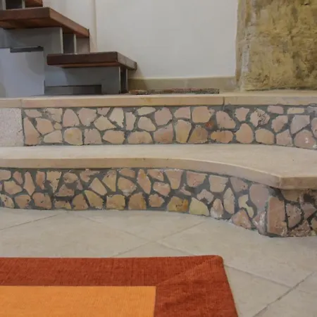 לינה וארוחת בוקר Ferrante D'aragona