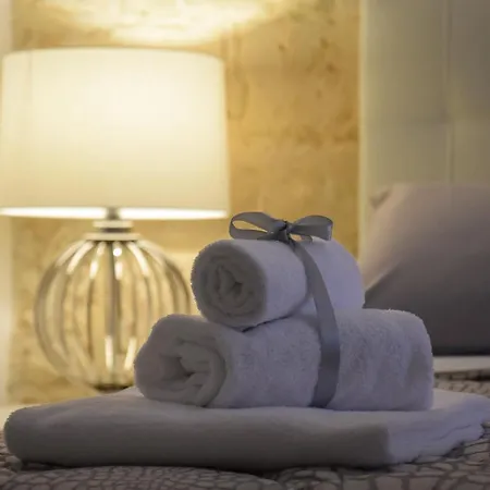 Bed and Breakfast Ferrante D'aragona Λέτσε
