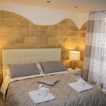 Bed and Breakfast Ferrante D'aragona Λέτσε