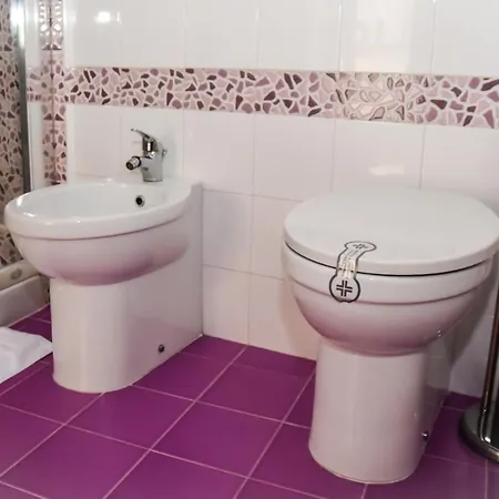 Bed and Breakfast Ferrante D'aragona 2*