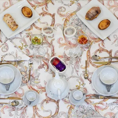 Ferrante D'aragona Bed and Breakfast 2*