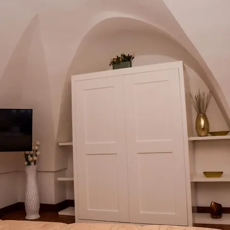 Ferrante D'aragona Bed & Breakfast