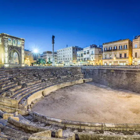 Alojamento de Acomodação e Pequeno-almoço Ferrante D'aragona Lecce